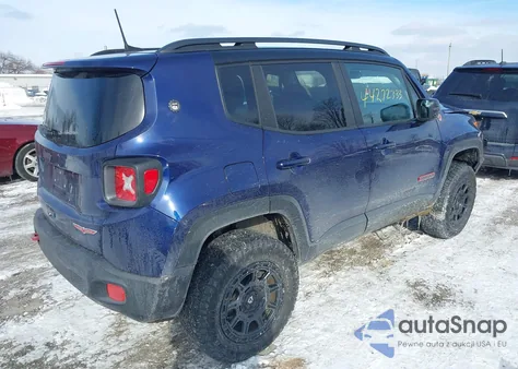 2018 Jeep Renegade Trailhawk 4X4 из США, поврежденный, VIN ZACCJBCB2JPH28255